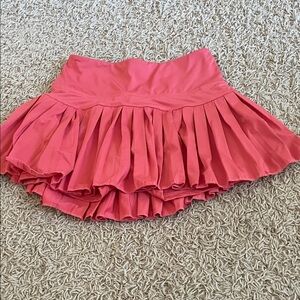 Goldhinge skirt
